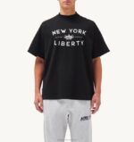 homens camiseta decote careca com estampa liberty preta Autry 86XF115