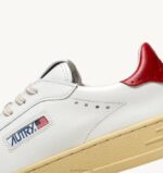 homens tênis baixo bob lutz em couro branco e vermelho Autry 86XF88 - Image 6
